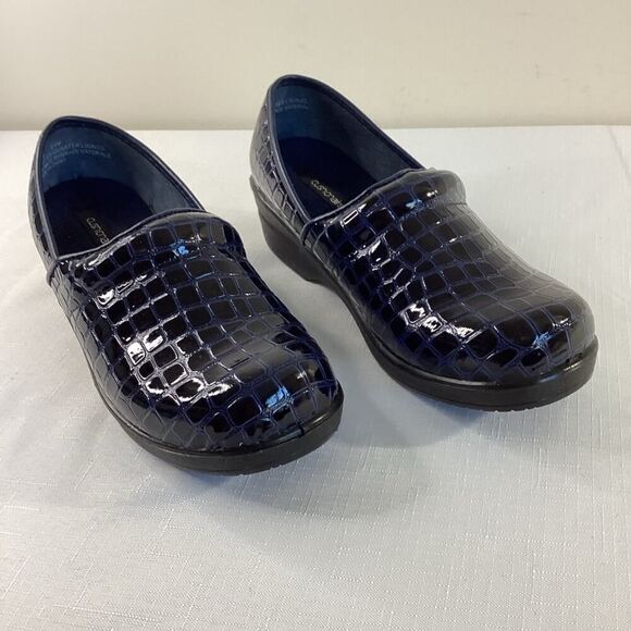 Cushionaire Blue Croc Embossed Comfort Clog Size 8.5 - Picture 1 of 8